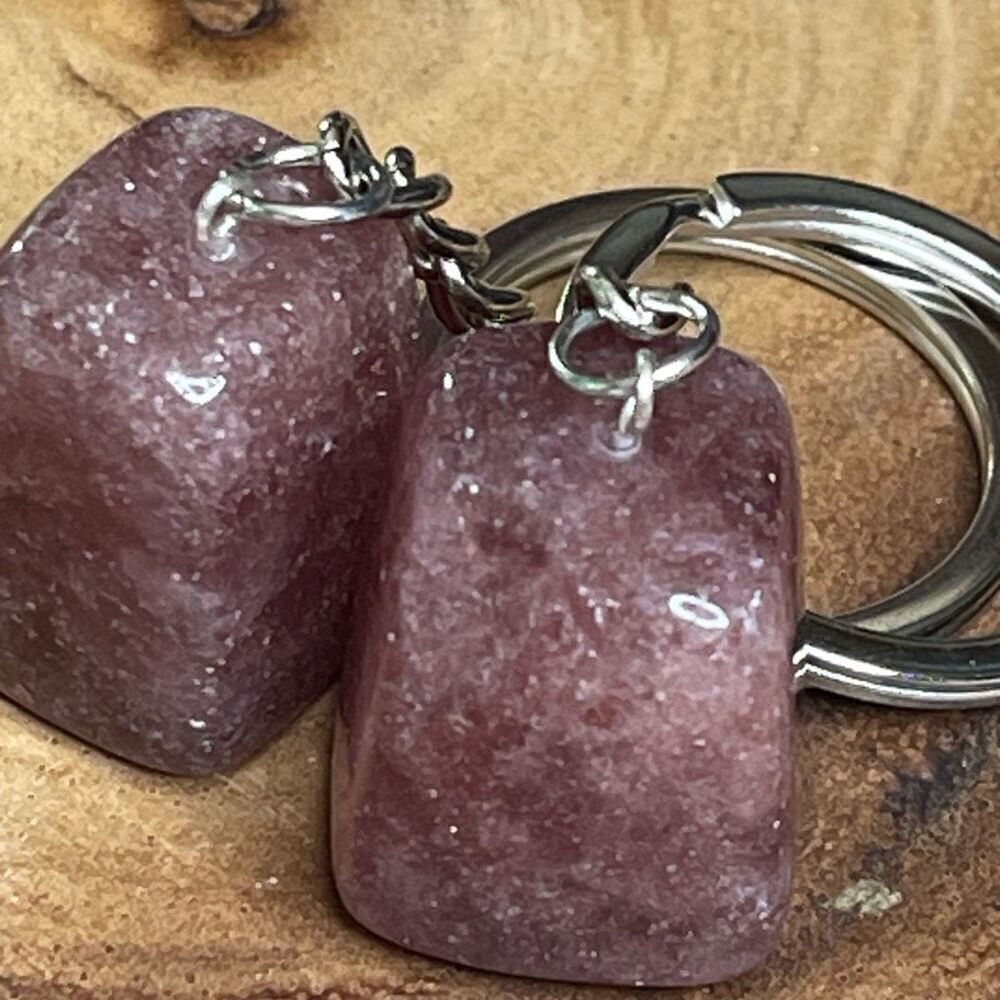 Strawberry Quartz tumble keychain key ring pendant chain NEW pink natural